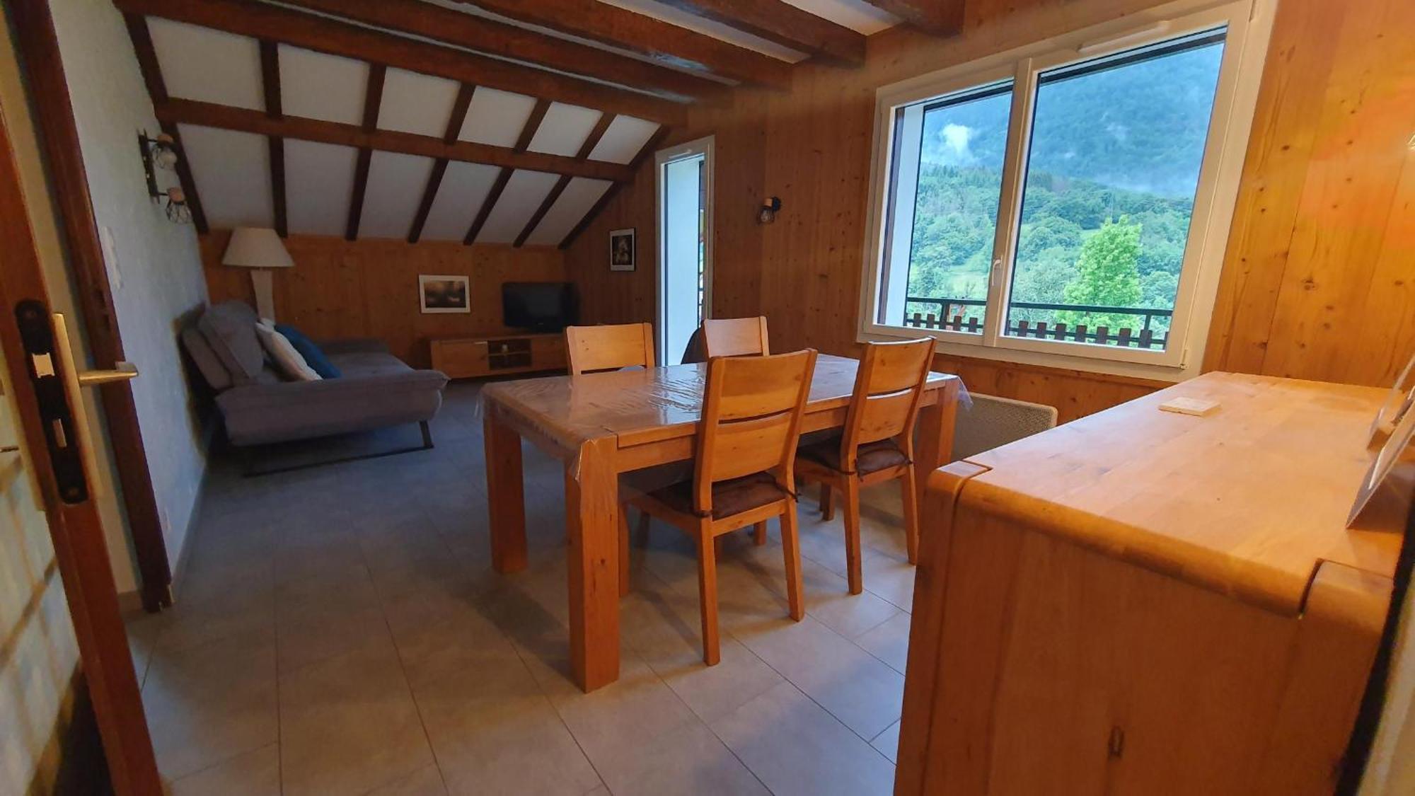 Agreable T3 Entre Lac Et Montagne Seythenex Bagian luar foto