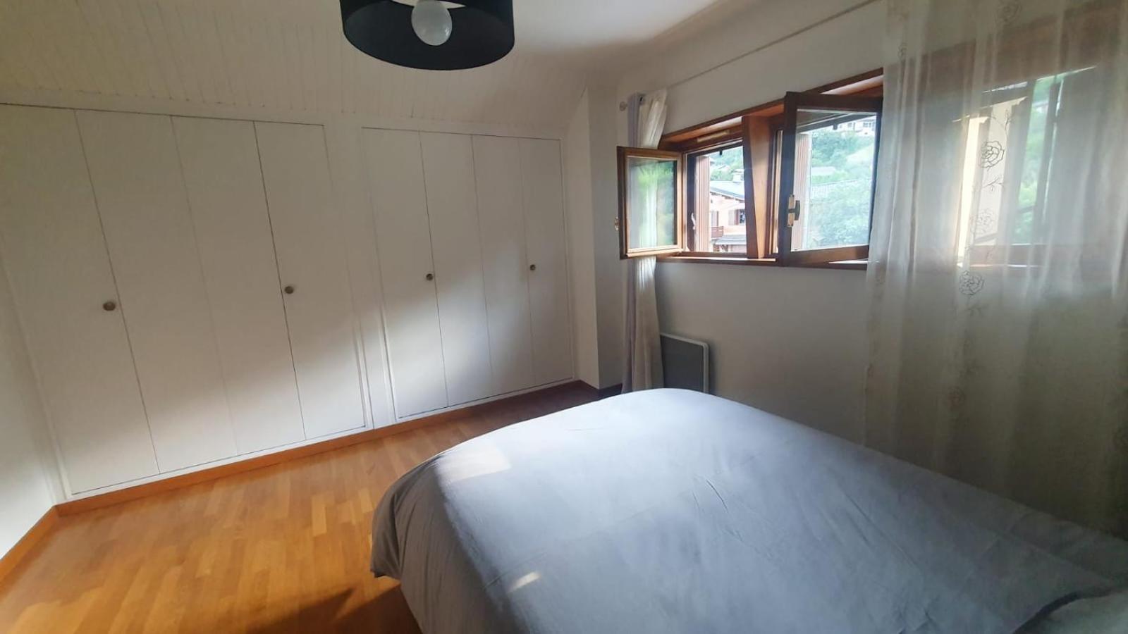 Agreable T3 Entre Lac Et Montagne Seythenex Bagian luar foto